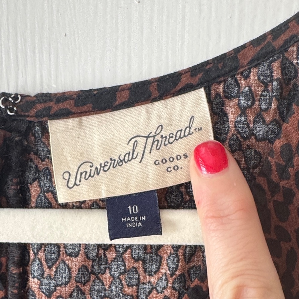 Super flattering Universal Thread Black Dress wit… - image 5